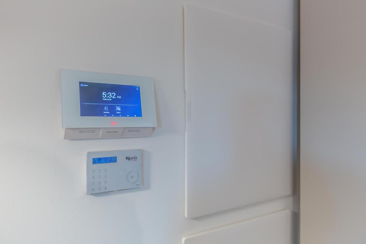 Luxury Trastevere Gym & Rooftop 5H Рим Екстер'єр фото